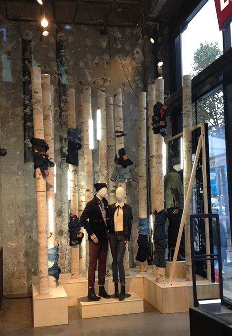 Artificial birch log for Levis window display